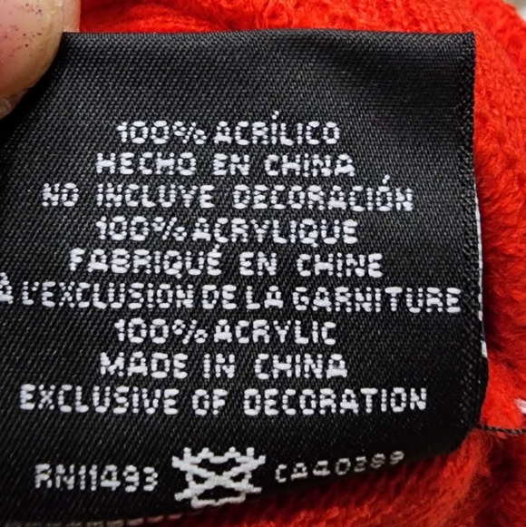 NEW NFL Kansas City Chiefs Striped Beanie with Pom Puff - Picture 3 of 7